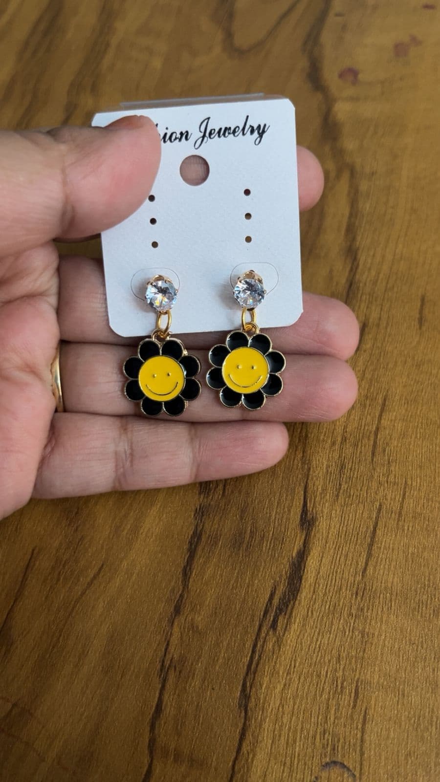 Smiley Flower Drop Earrings