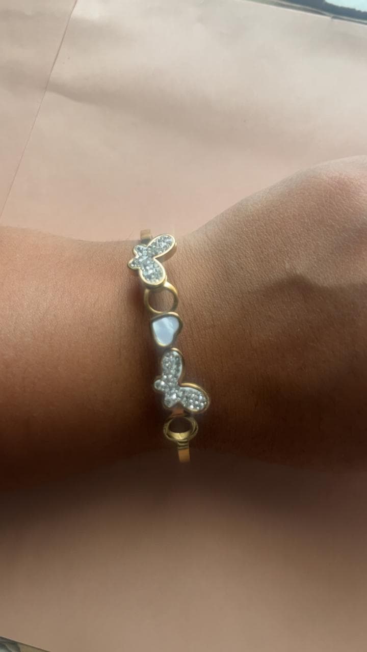 Flutter Heart Anti-Tarnish Bracelet